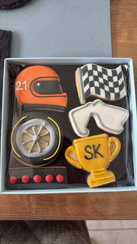 Customer photo review of Motor Racing Biscuit Box