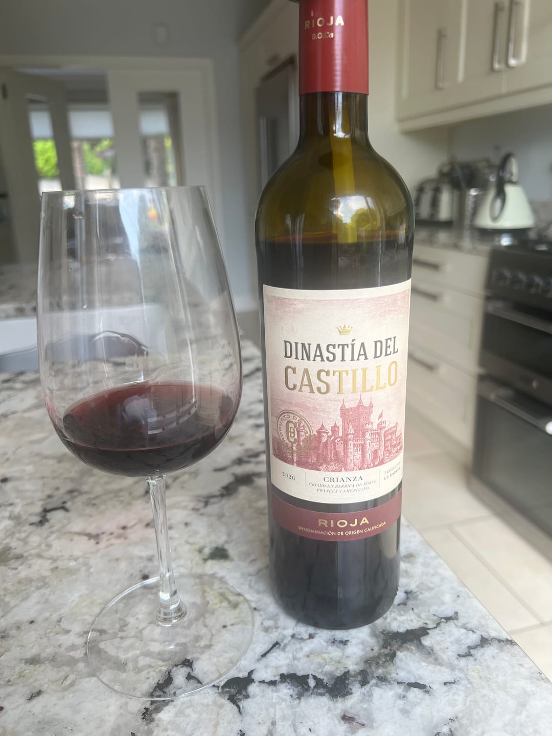 Customer photo review of Dinastia del Castillo Crianza La Rioja Red