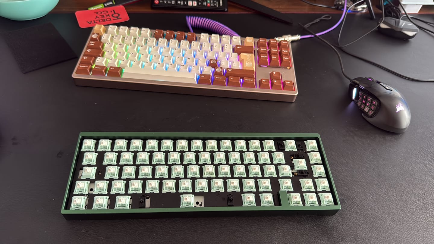 Customer photo review of UNIKEYS X BSUN WAVES RAIL BOTTOM-OUT LINEAR SWITCH FACTORY LUBED (10PCS)