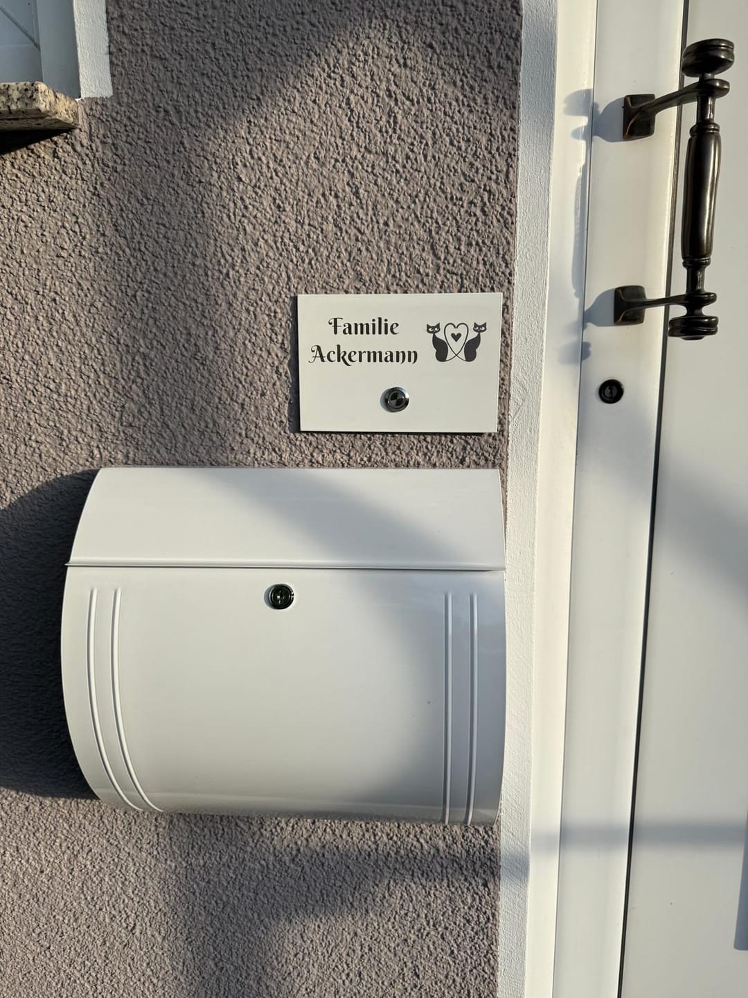 Customer photo review of V2A Edelstahl-Türklingel London 18x12cm - Lasergravur oder UV-Druck - LED - Anthrazit/Weiß/Gebürstet