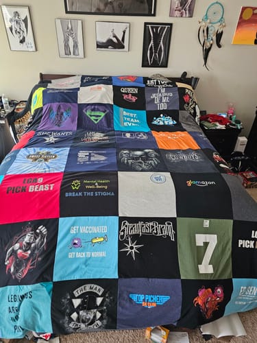 Customer photo review of Classic T-Shirt Blanket