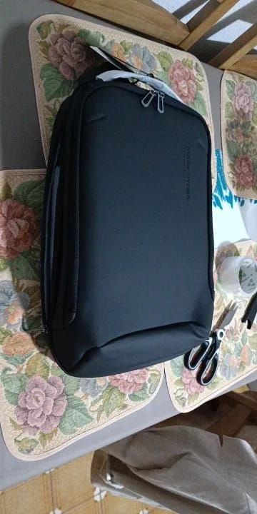 Customer photo review of Profession: Futuristic Design Minimalist and Lightweight Backpack