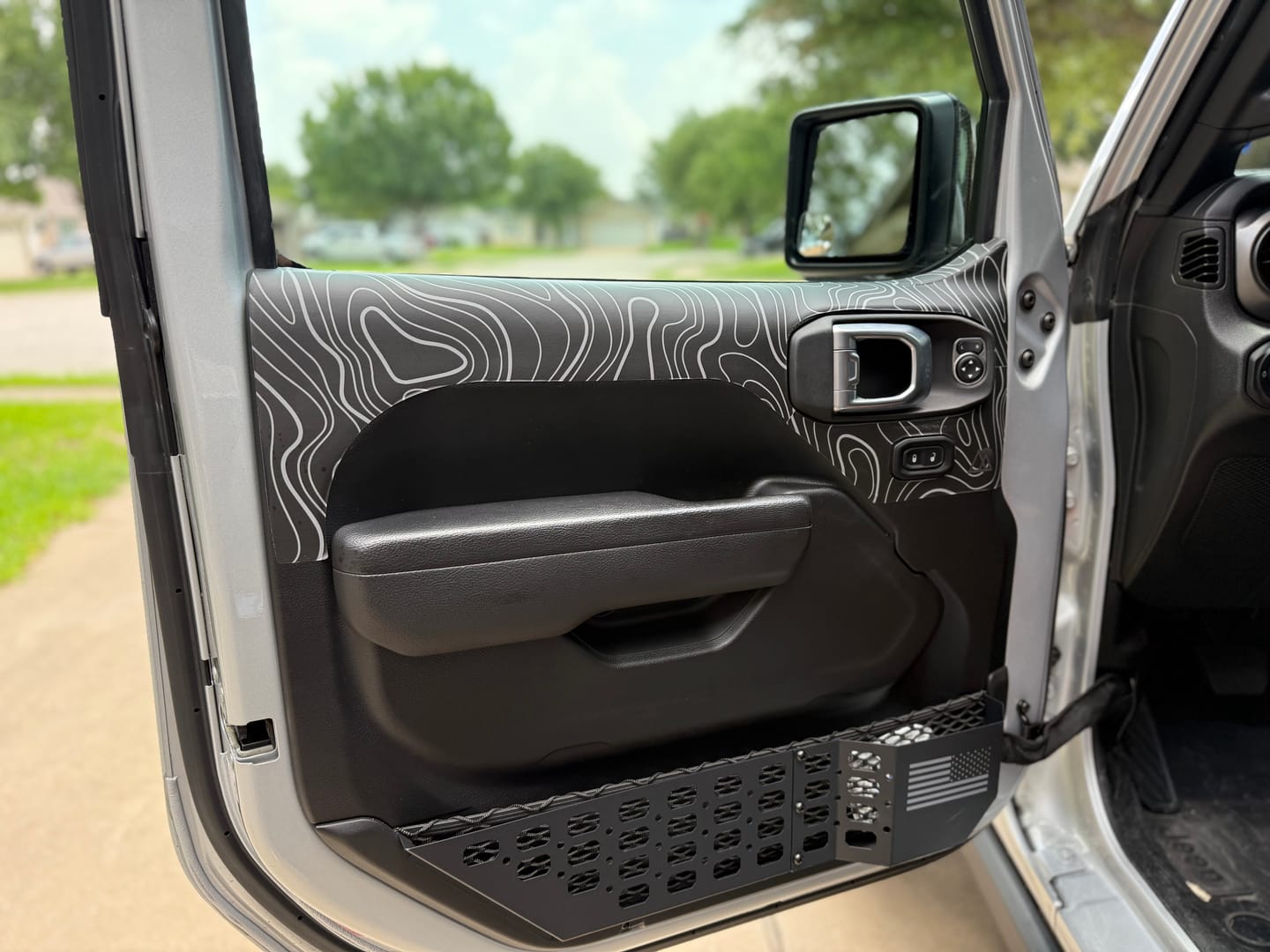 Customer photo review of 2018+ Wrangler JL Door Skins | Topographic