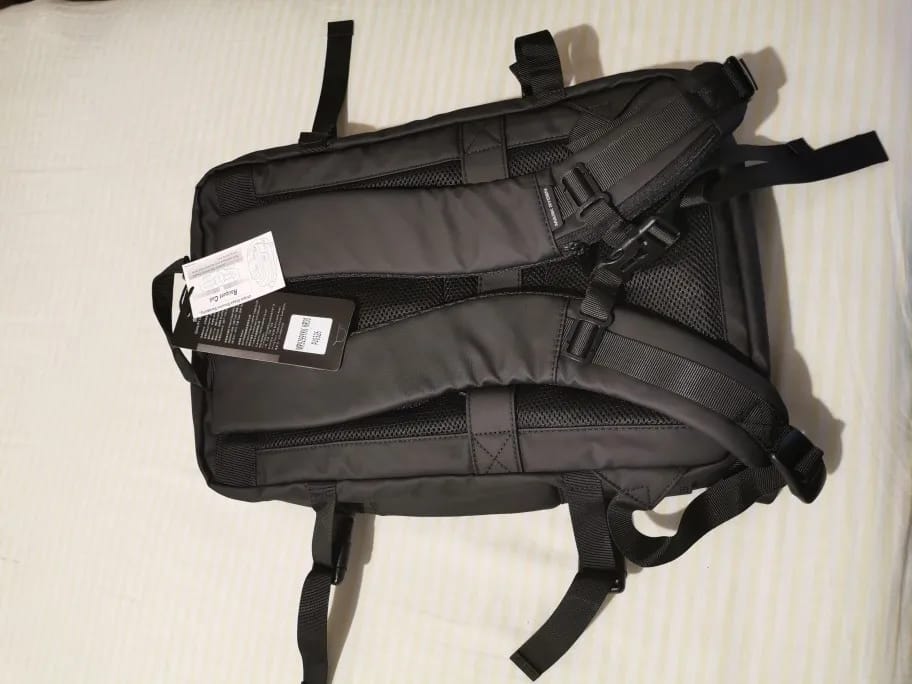 Customer photo review of Expandos: Versatile Expandable Laptop Backpack For All-day Traveling