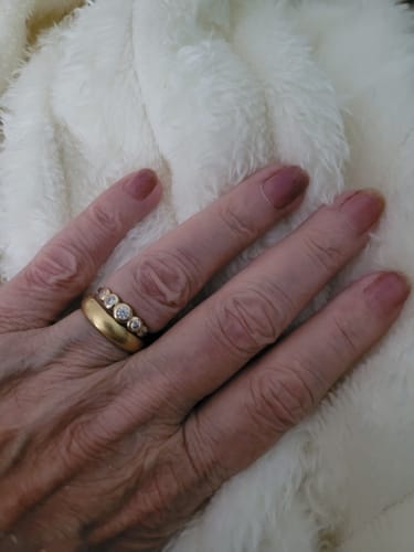 Customer photo review of Cubic Zirconia Ring in 9ct Yellow Gold