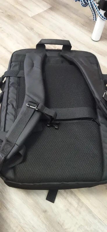 Customer photo review of Super: Business Trips Travel College Three-layer Main Pocket Backpack 40L