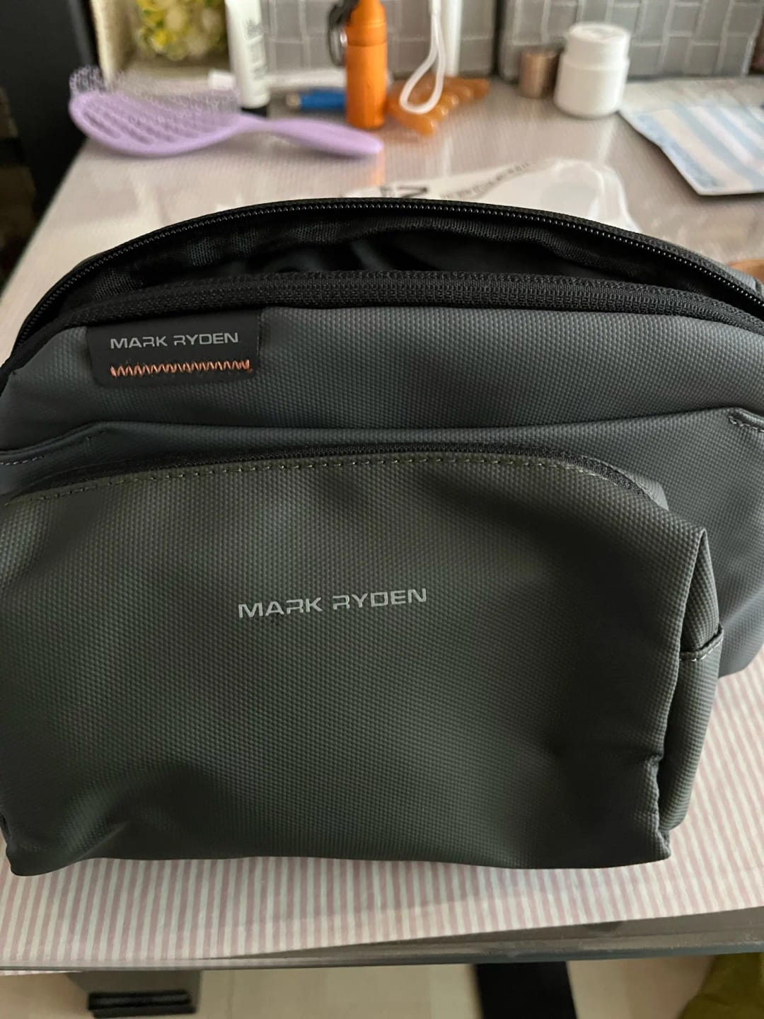 Customer photo review of Switchstorage II: Multi-functional waterproof 3C Storage Bag
