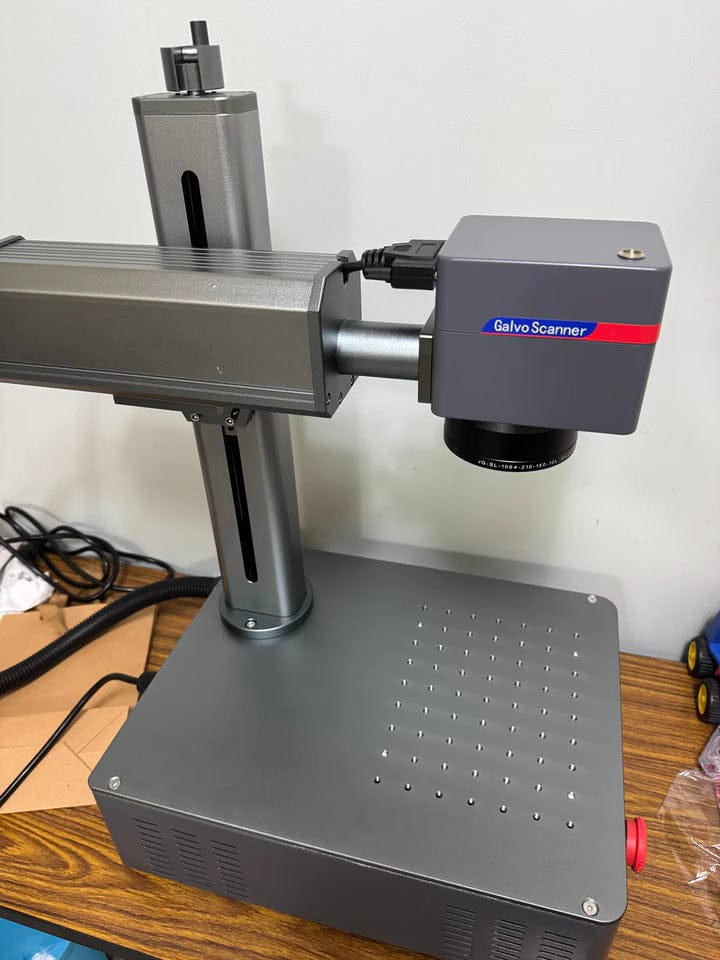 Customer photo review of Carverall Z12 20W Fiber Laser Engraver