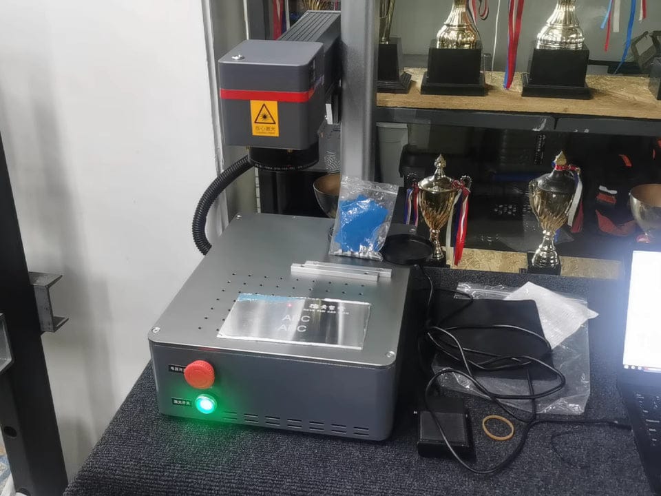 Customer photo review of Carverall Z12 20W Fiber Laser Engraver