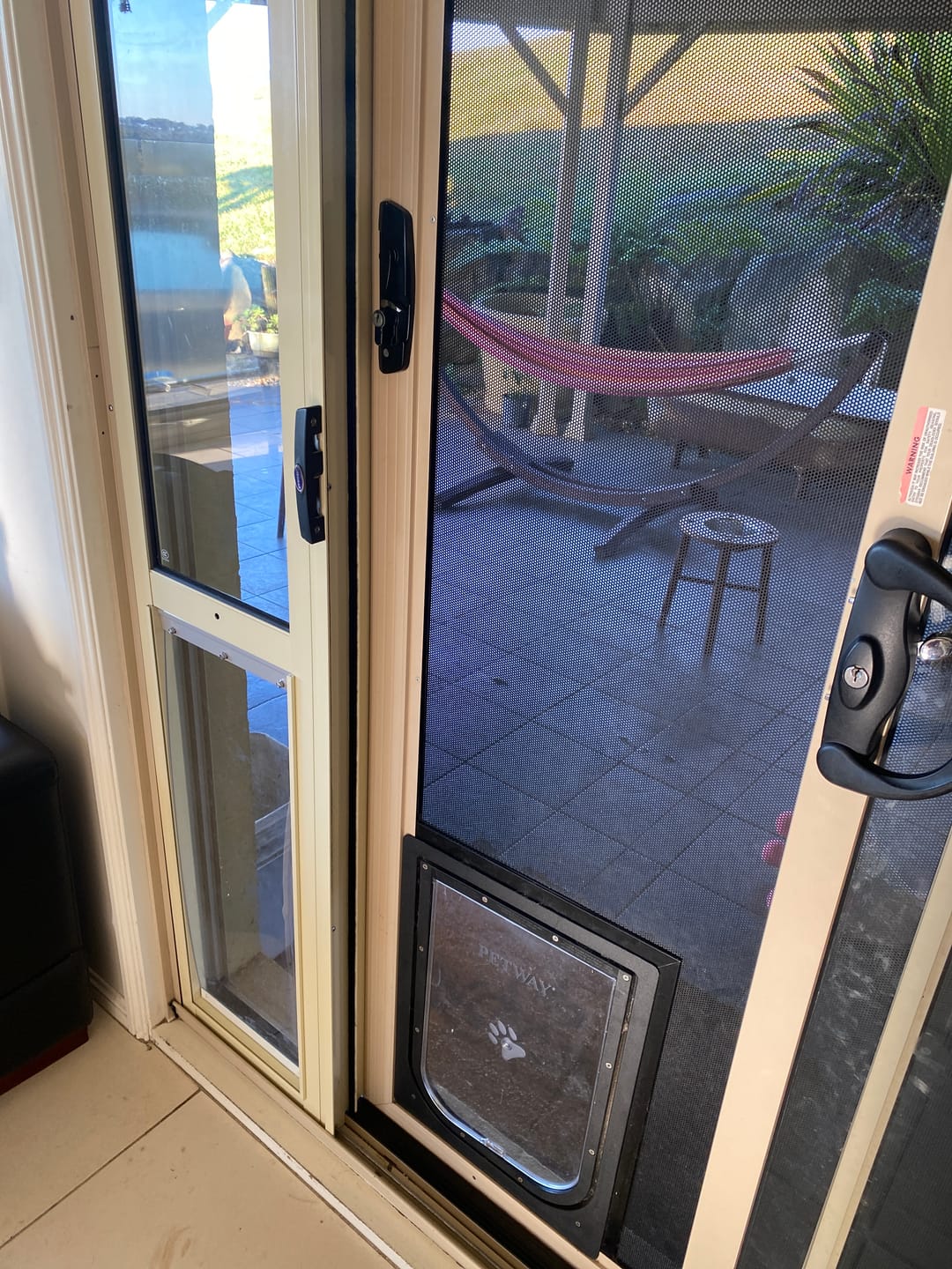 Customer photo review of Adaptor (Close+Lock Glass and Fly Screen door)