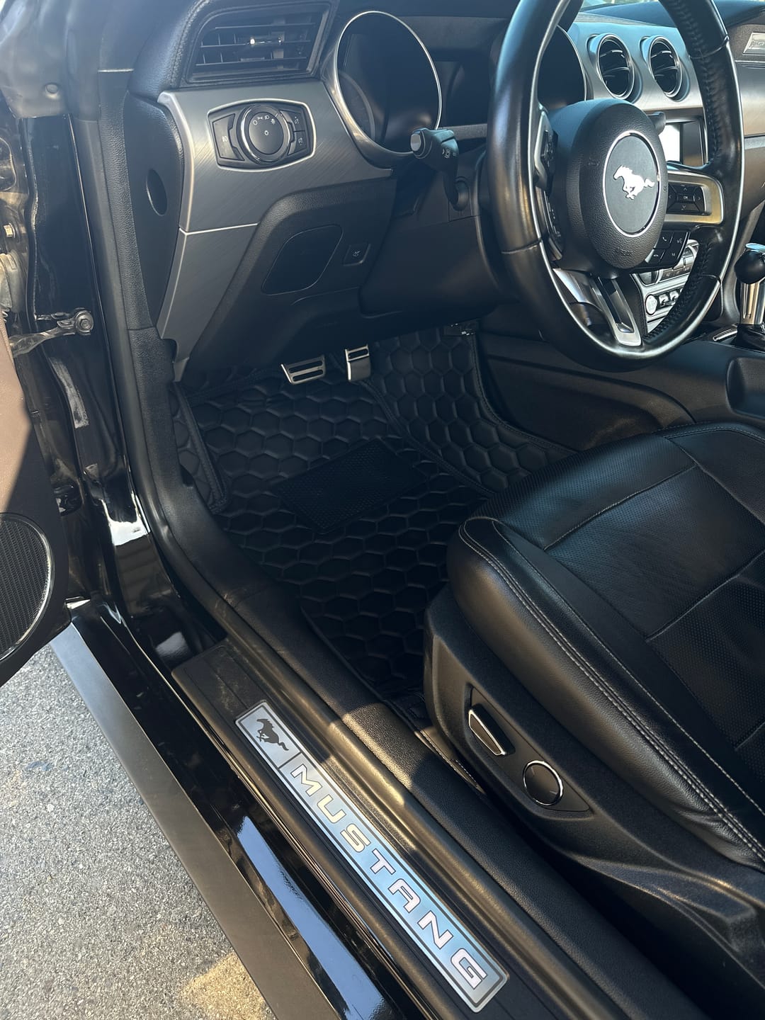 Customer photo review of 2015+ Ford Mustang Honeycomb Leather Floor Mat