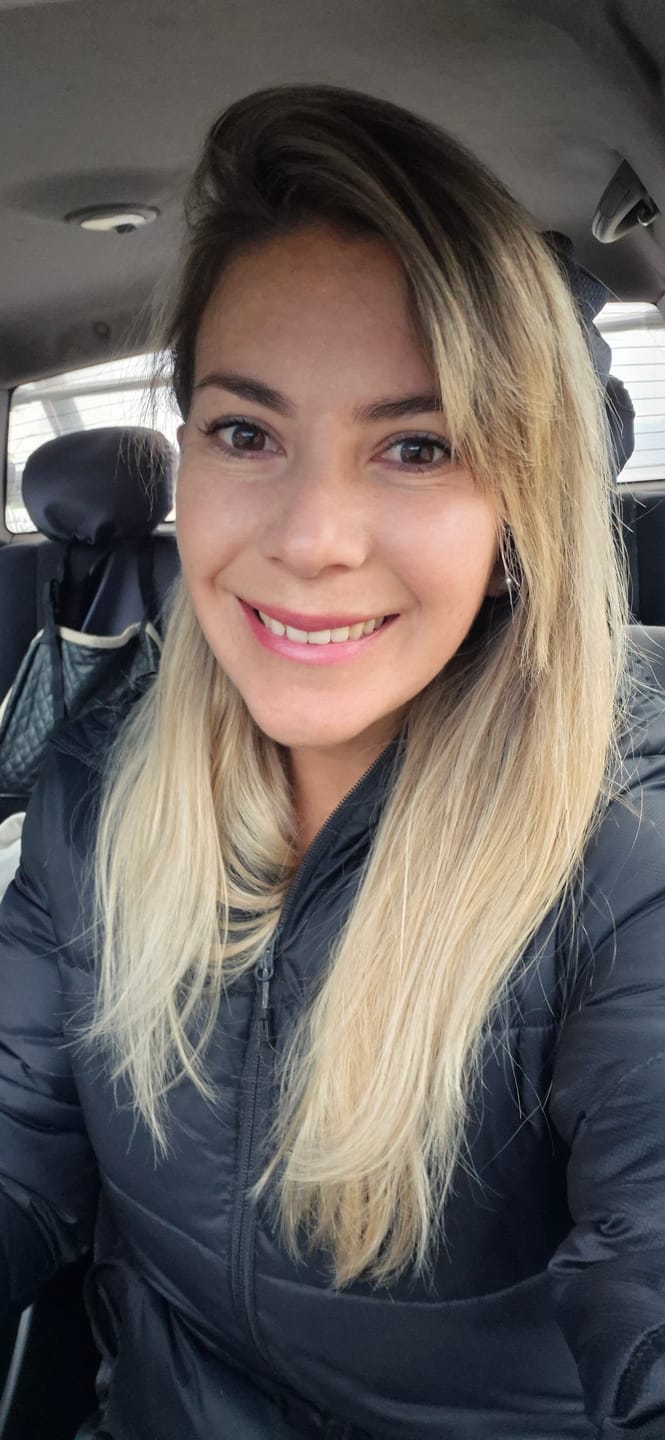 Customer photo review of Mascarilla Matizadora Platinum 300 g