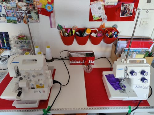 Béatrice H. review of Recouvreuse Juki MCS-1800 image 1 out of 1