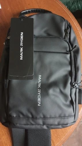 Customer photo review of Mini Compacto: Lightweight, Minimalist Tablet Sling Bag With Multi-layer