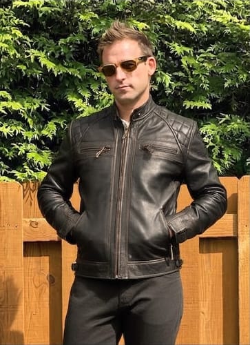 Customer photo review of Men's Tall Quilted Distressed Brown Motorcycle Leather Jacket