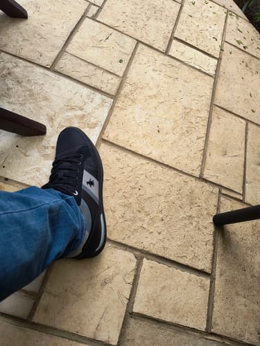 Customer photo review of Tenis Style Bruce Negro