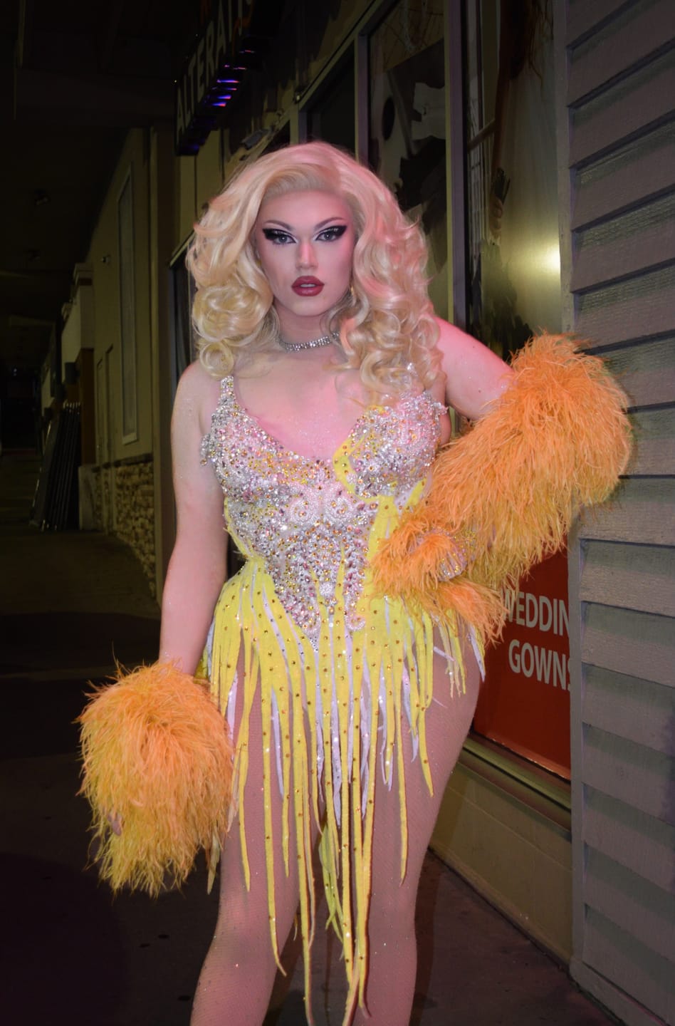Customer photo review of Custom choice color Ostrich Feather Boa 30 ply