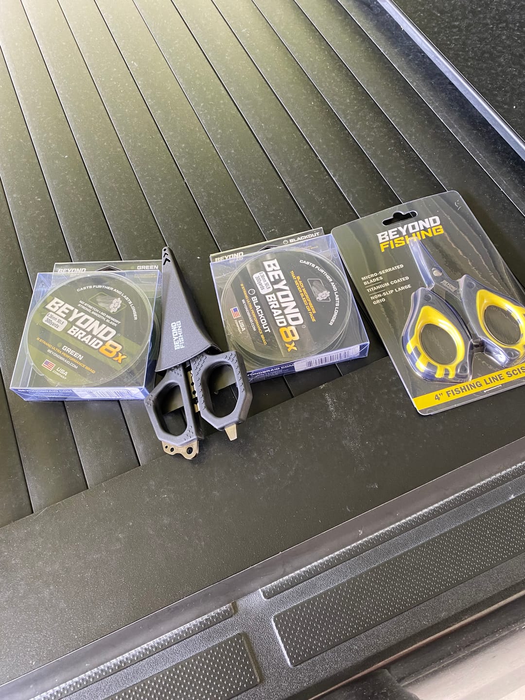 Customer photo review of Mini Scissors for Cutting Braided Fishing Line
