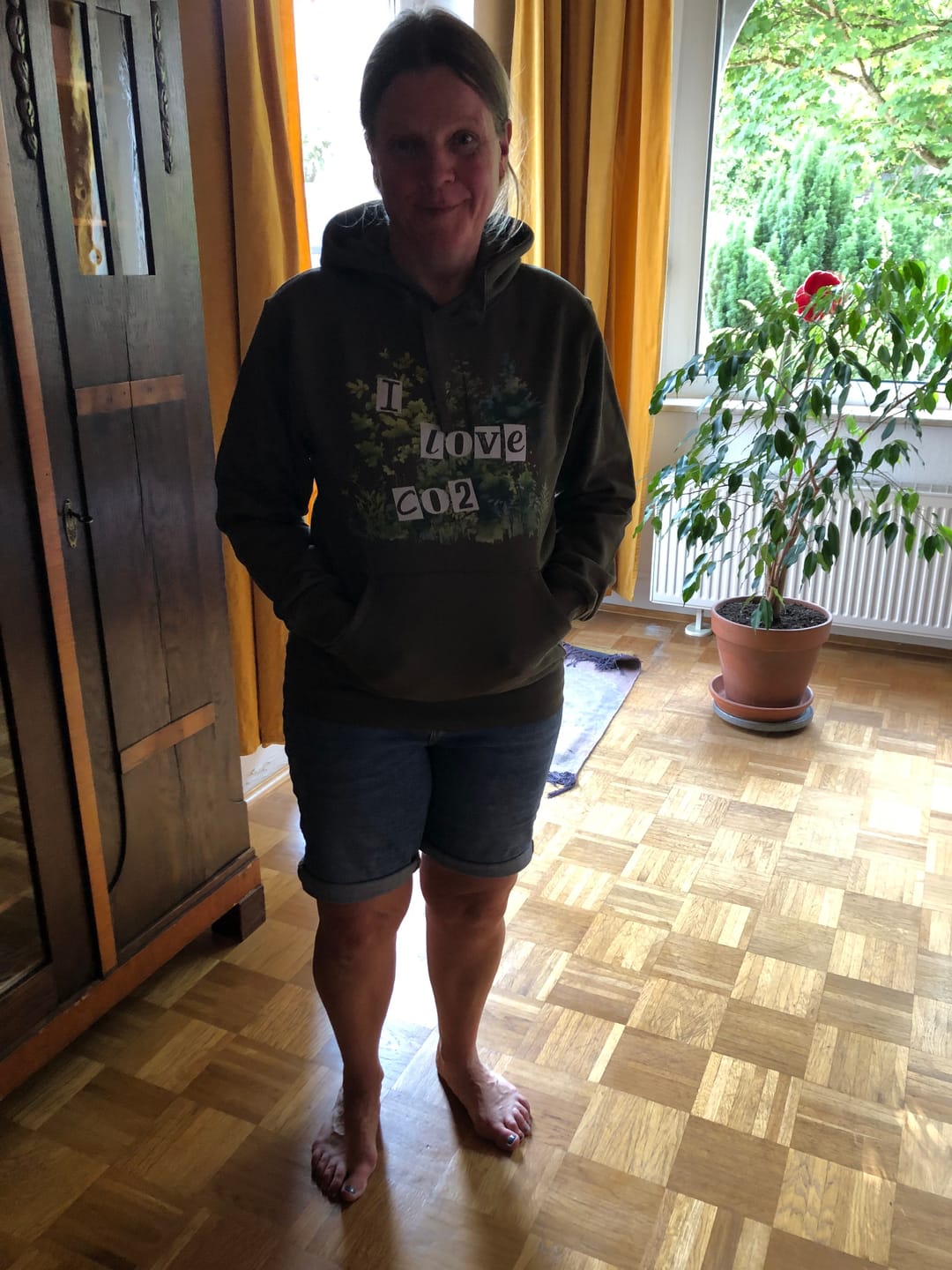 Customer photo review of I LOVE CO2  - Unisex Organic Hoodie