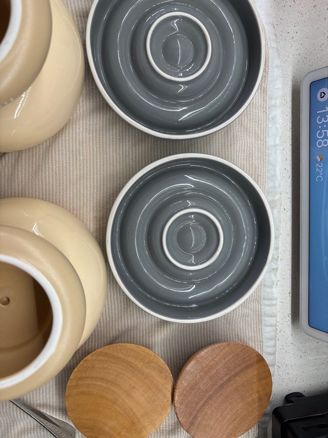 Customer photo review of Ceramic Slow Eating Pet Food Bowl for Cats and Dogs