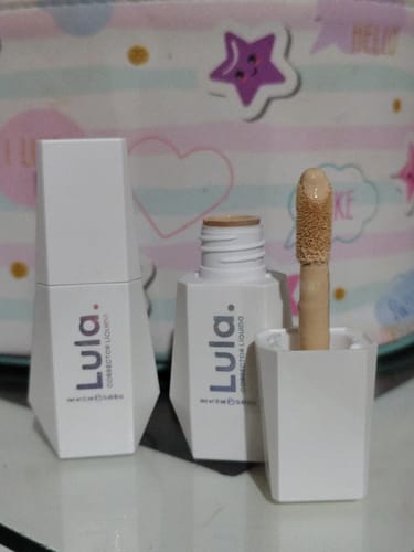 Customer photo review of CORRECTOR LÍQUIDO