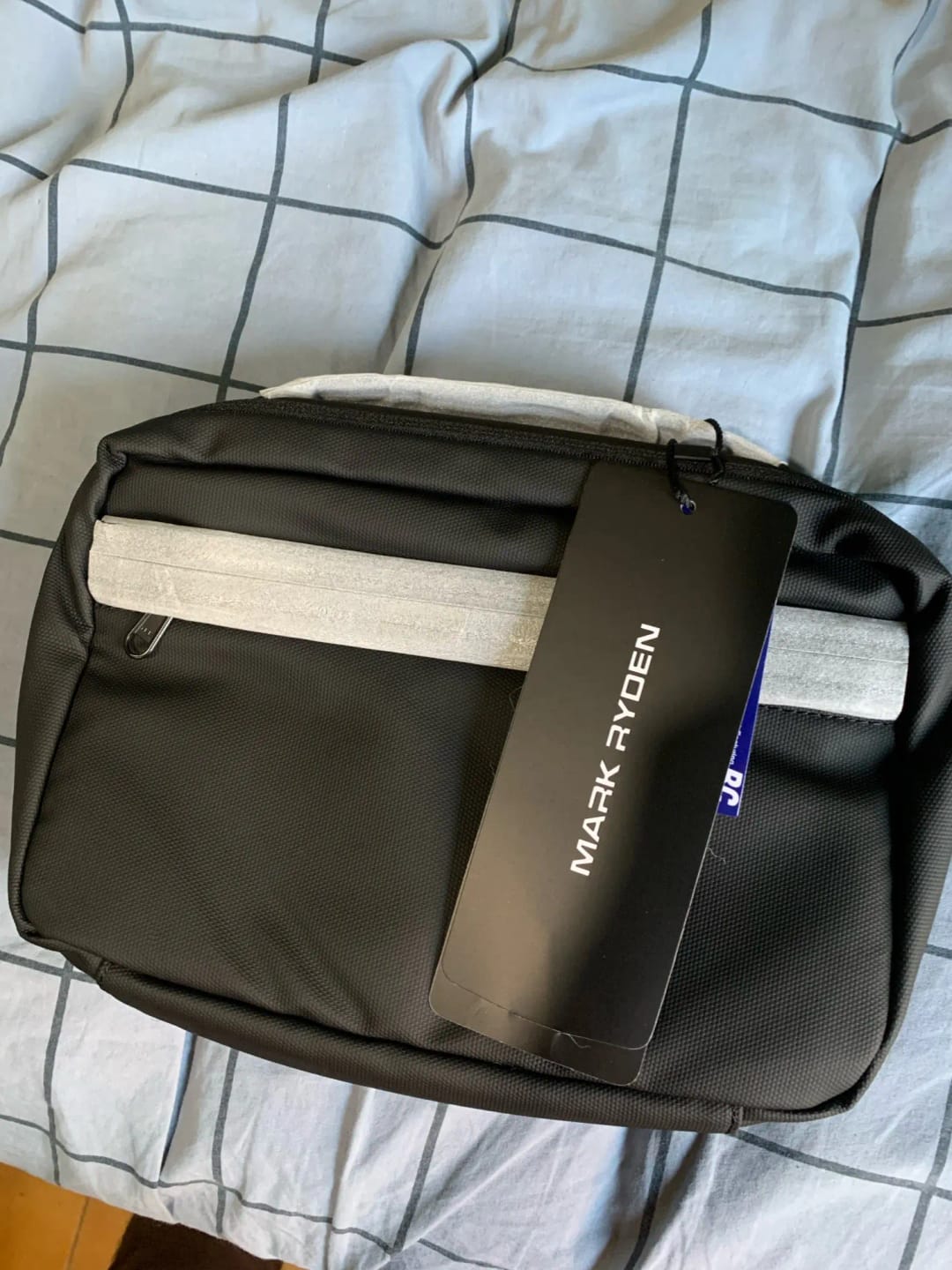 Customer photo review of Compact Size and Large Capacity Multi-Layer Paged Washbag