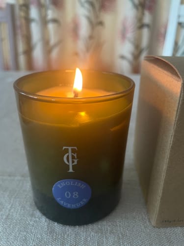 Customer photo review of English Lavender Small Candle