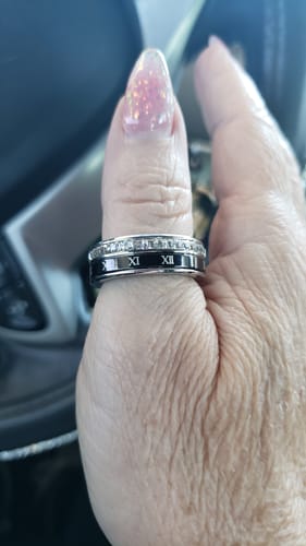 Customer photo review of Pulserive Diamora series Smart Ring, Sleep Tracker, Activity & Fitness Tracker, Blood Pressure& Oxygen Tracker