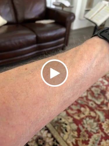 Customer video review of Besque™ Magic Body Oil - 100ml