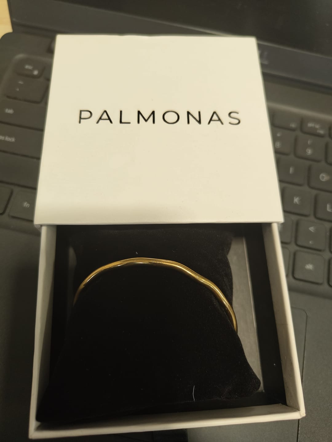 Customer photo review of Wave Bracelet