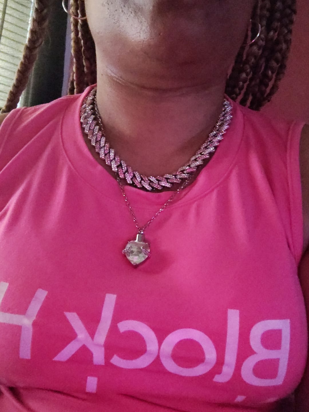 Customer photo review of LUXIIVA® PINK/BLUE LIPS INITIAL PENDANT(Ready to Ship)