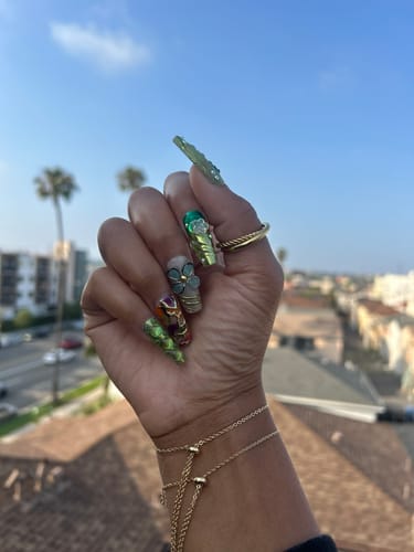 Customer photo review of Botanica