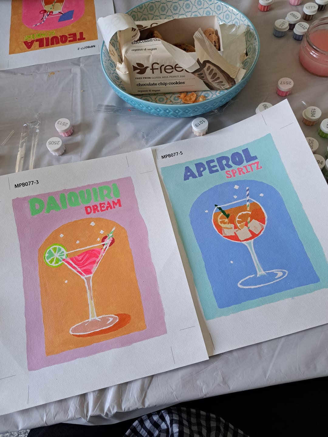 Customer photo review of 6 Mini Paintings - Sip & Paint Cocktail Set