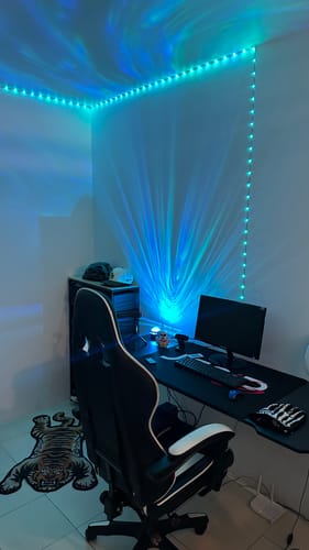 Customer photo review of Mesa Gaming Jemip Midnight Wyrm - 140x70x75CM - Incluye Mouse Pad, Porta Taza y Audífonos - Negro - JP-KW-T13-140