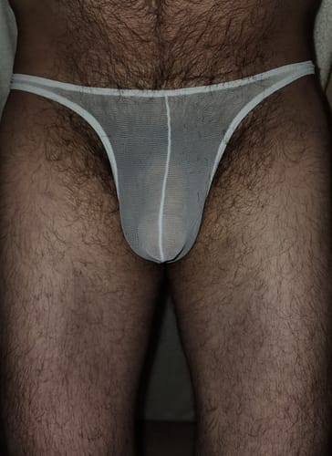 Customer photo review of 3 Pack Men's Threaded Fabric Briefs with U Convex Pouch