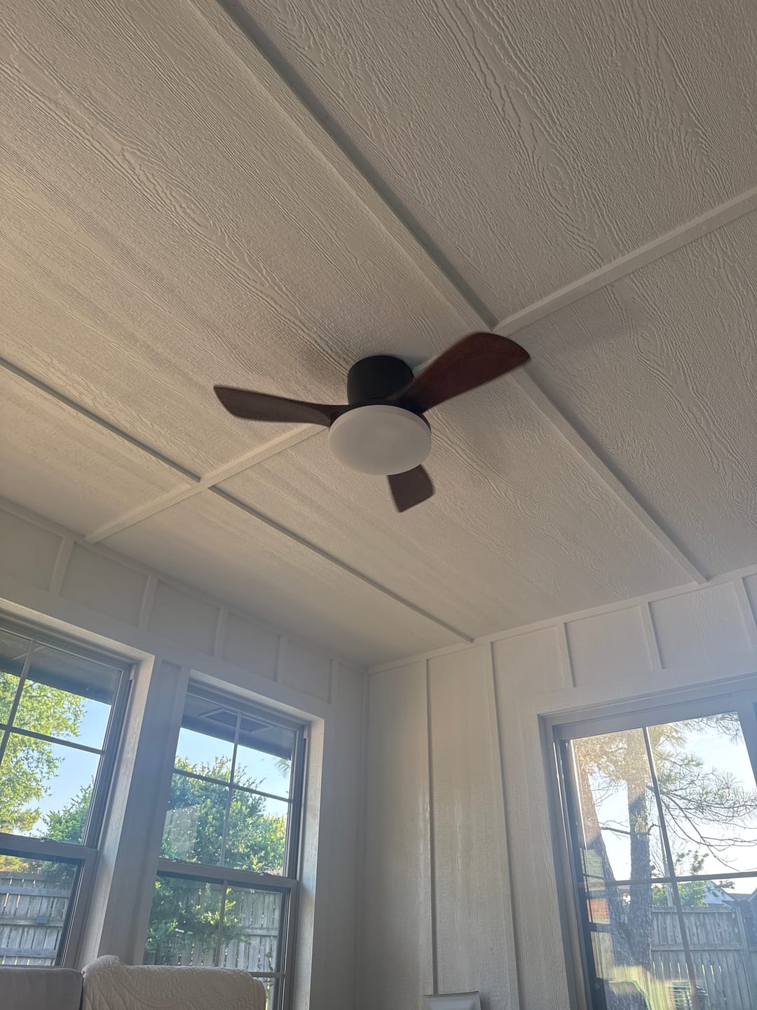 Customer photo review of WOMO 3 Wood Blade Low Profile Ceiling Fan Lamp-WM5058