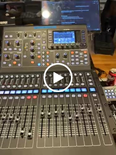 Customer video review of Odyssey FZ1416W 14U Top Slanted 16U Vertical Pro Combo Rack with Casters