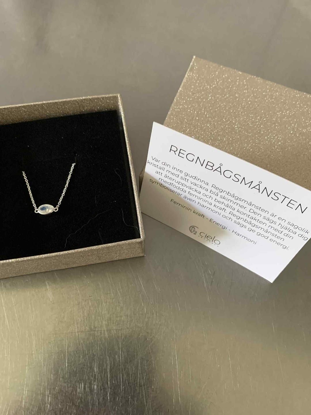 Customer photo review of Armband Juni Månsten Silver