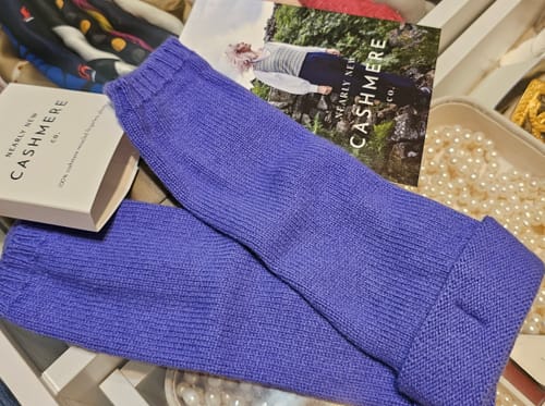 Customer photo review of Periwinkle Purple Fingerless Gloves