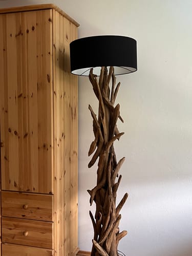 Customer photo review of Stehlampe Teakholz BLUMA  | Höhe 180 cm | inkl. Lampenschirm
