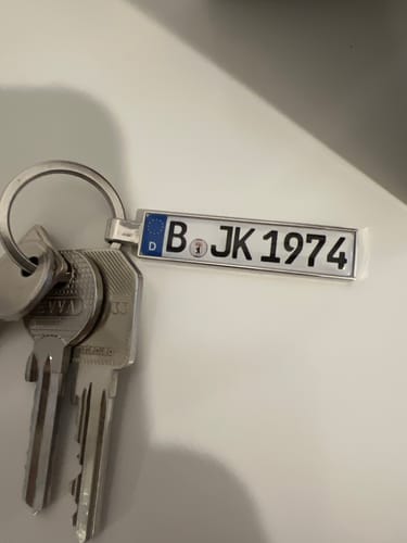 Customer photo review of Kennzeichen Schlüsselanhänger Mini Nummernschild Metall
