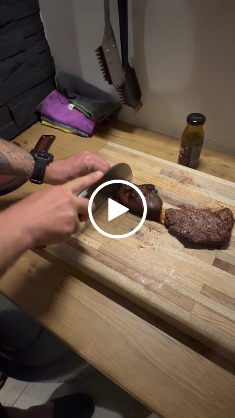 Customer video review of BraaiPlank™ Hammer Forged Butcher Knife