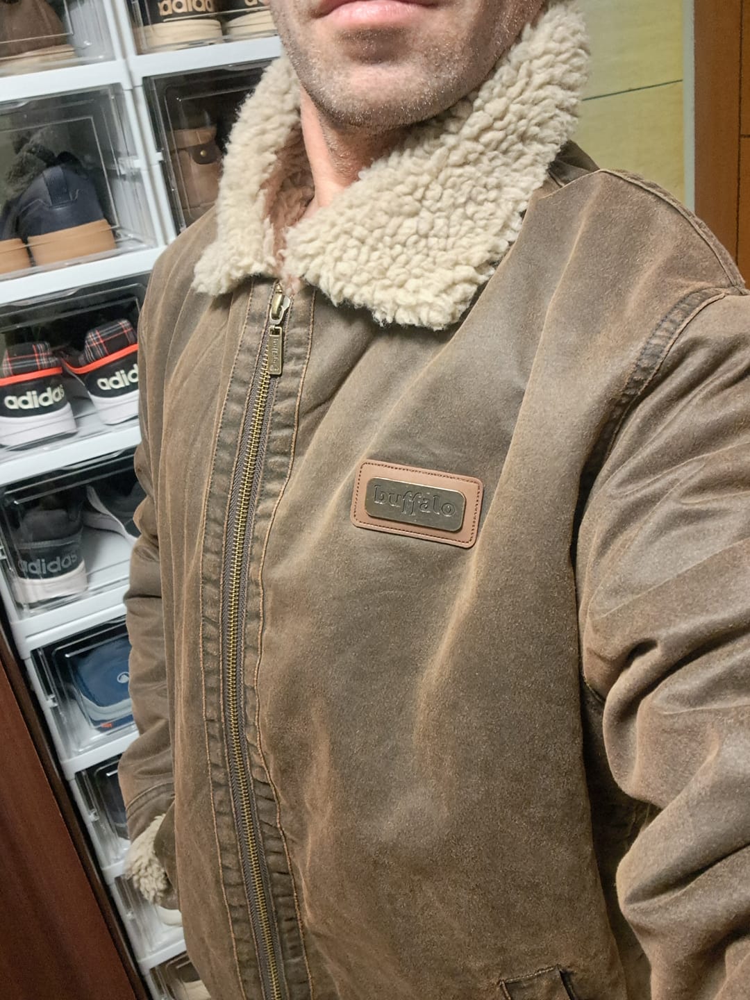 Customer photo review of Chaqueta Baker Hombre