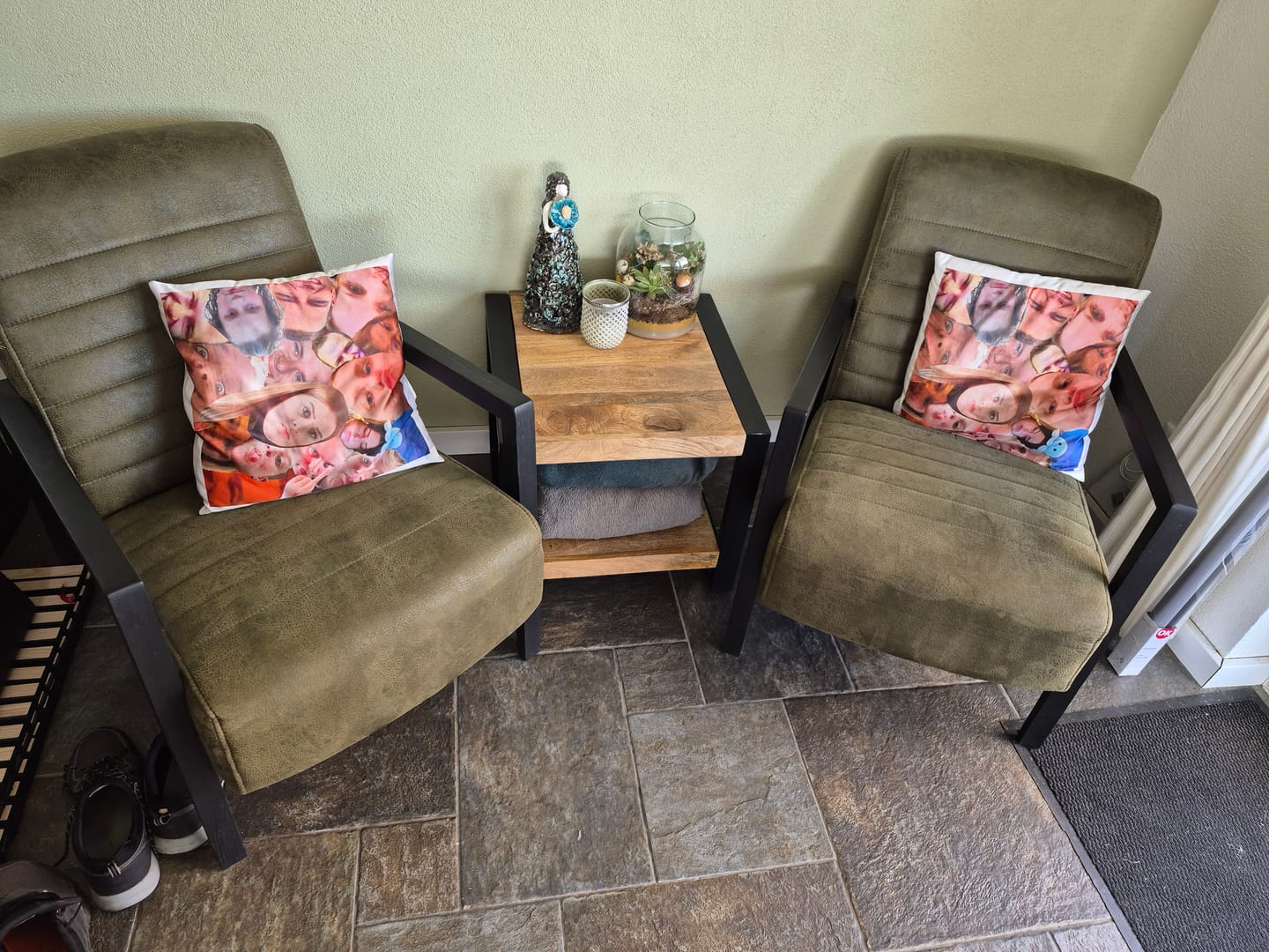 Customer photo review of Salontafel Bijzettafel Industrieel Design | Mangohout en Staal | 50x50x45