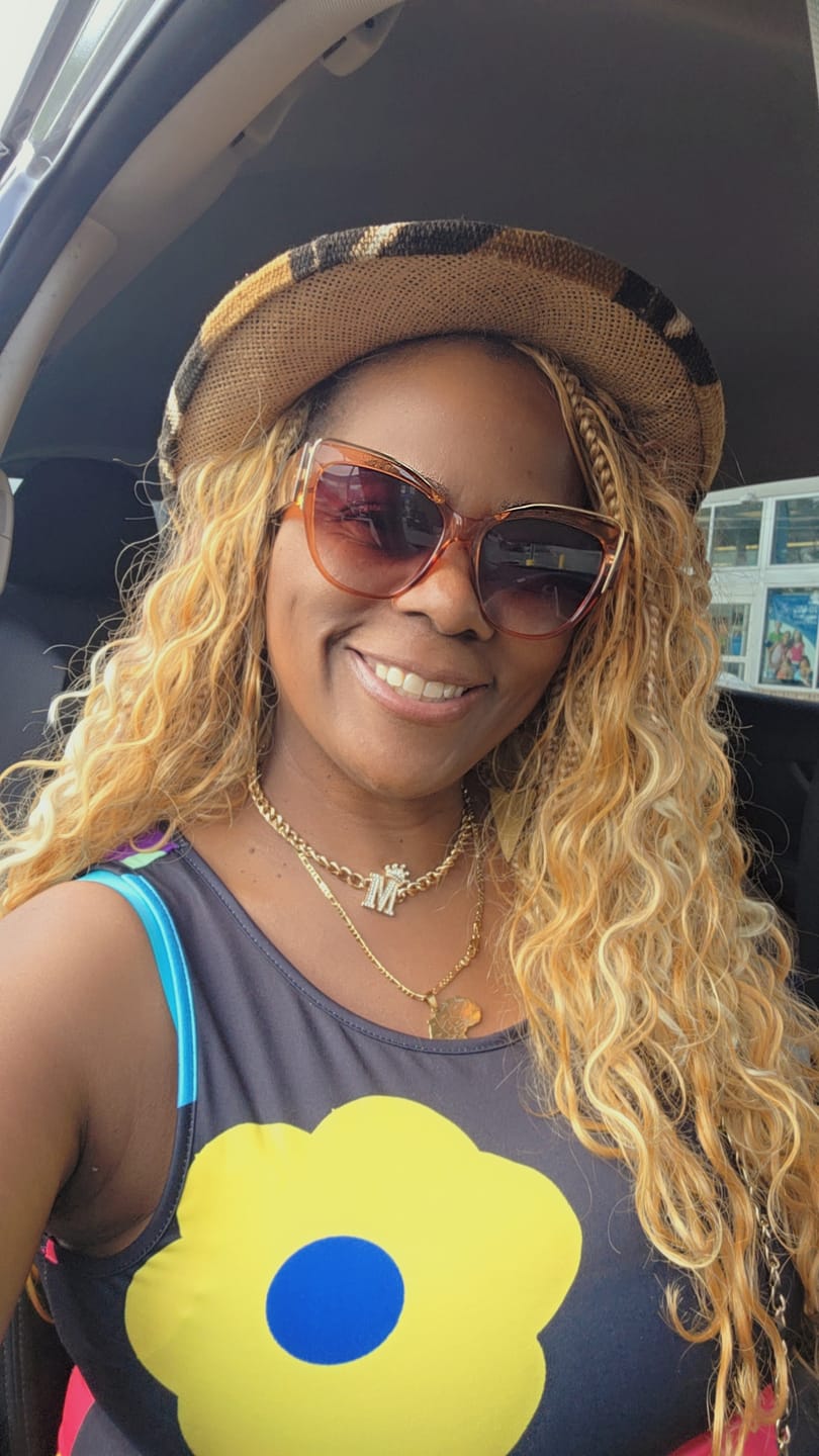 Customer photo review of Freetress Pre-Looped Crochet Braids - 3X BORA BORA BRAIDS 22"