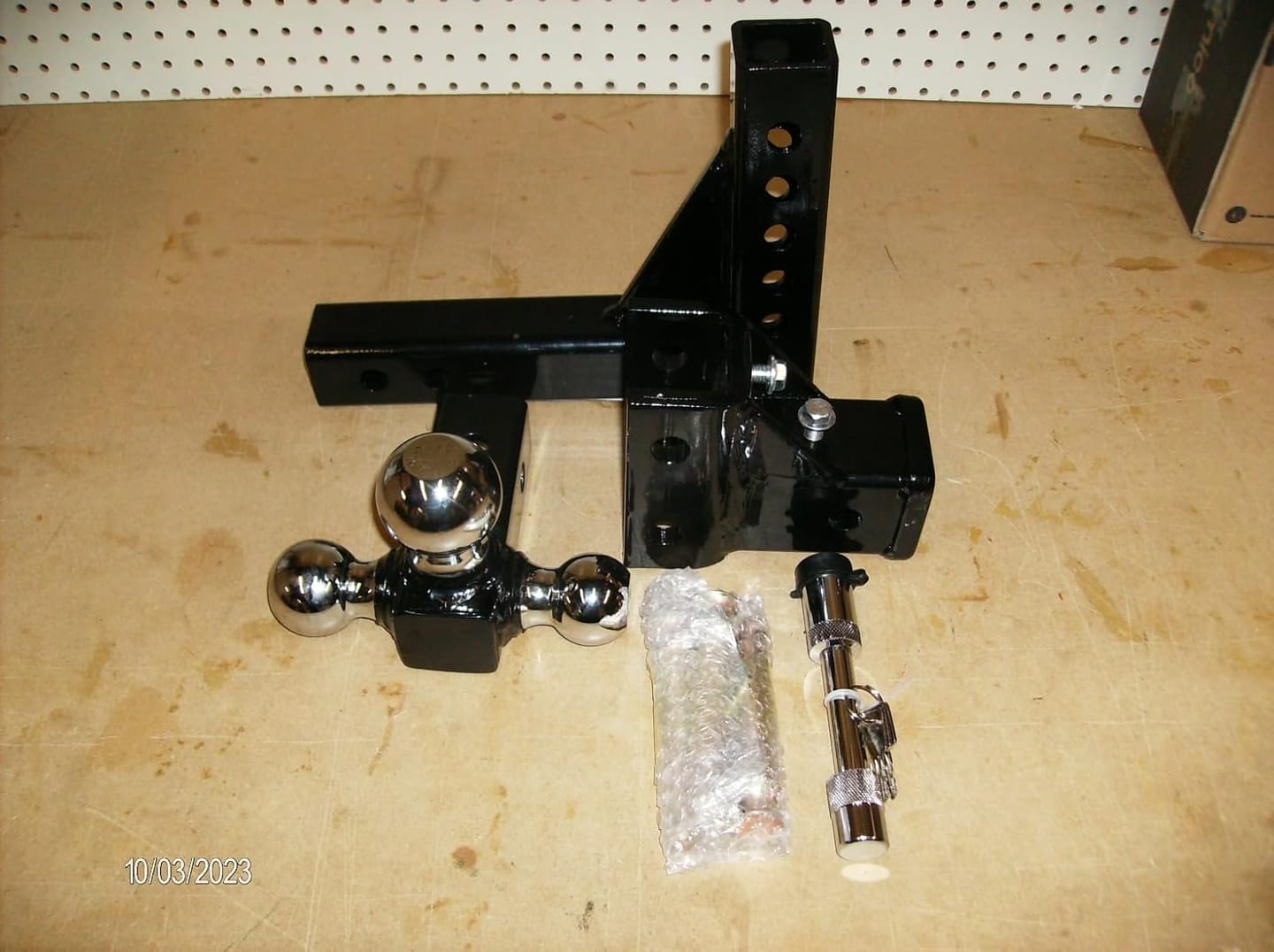 Customer photo review of TYT Adjustable Trailer Hitch Towing Ball Mount, Tri-Ball (1-7/8" X 2" X 2-5/16"), Fits 2" Receiver, 10,000 LBS GTW