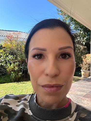 Customer photo review of Flora Lash Kit