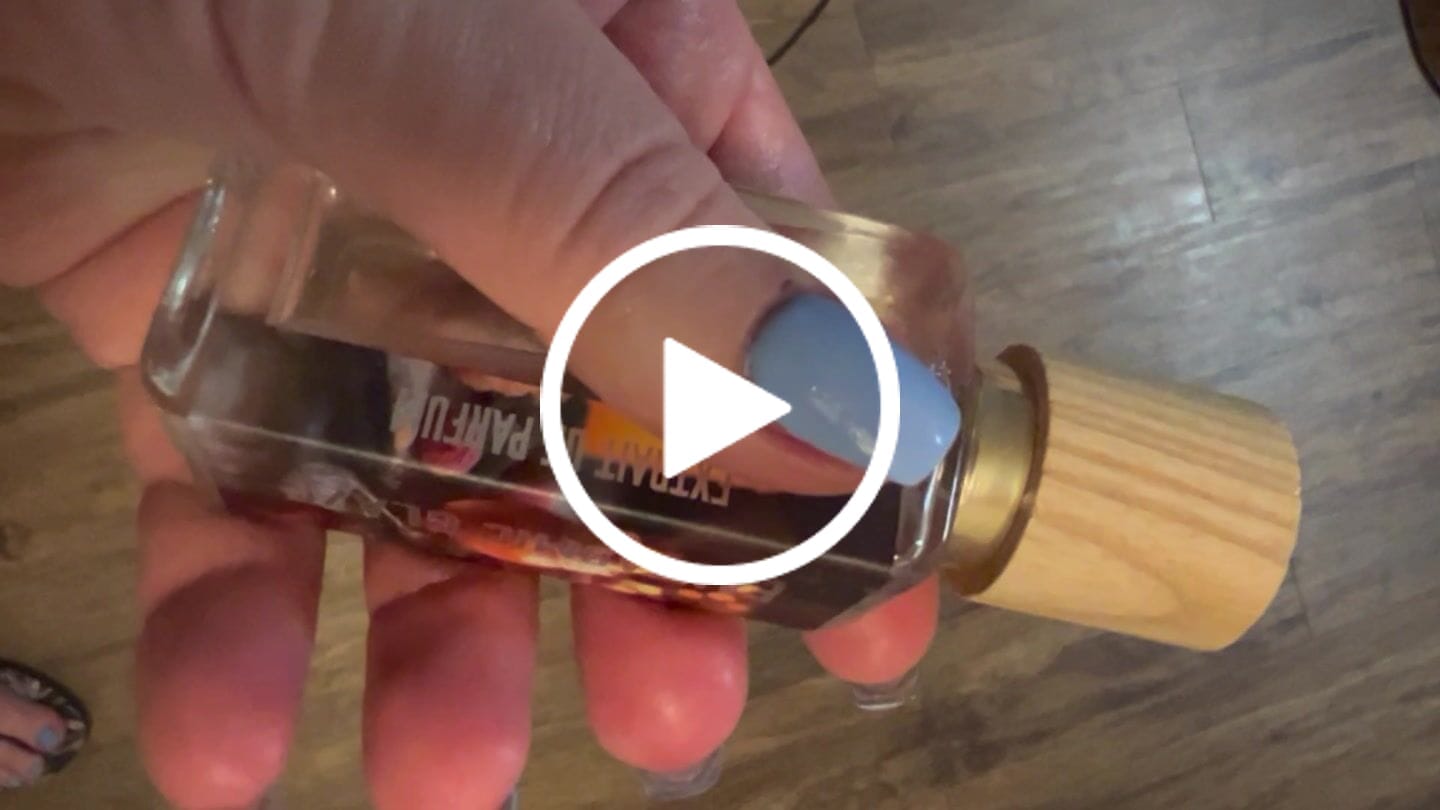 Customer video review of Fantasmic Glaze