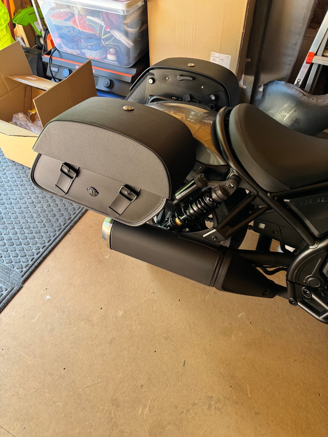 Customer photo review of 28L - Baelor Medium Quick Mount Honda Rebel 1100 Motorcycle Saddlebags