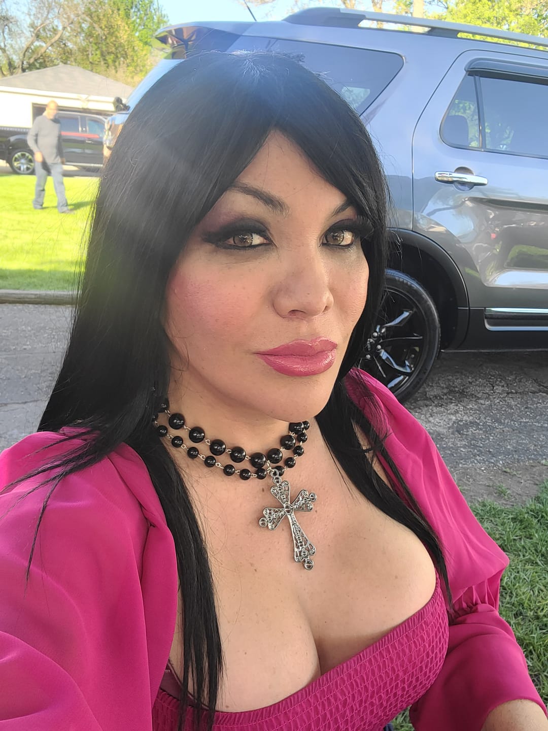 Customer photo review of Shake-N-Go Legacy Human Hair Blend Lace Front Wig - GENEVA